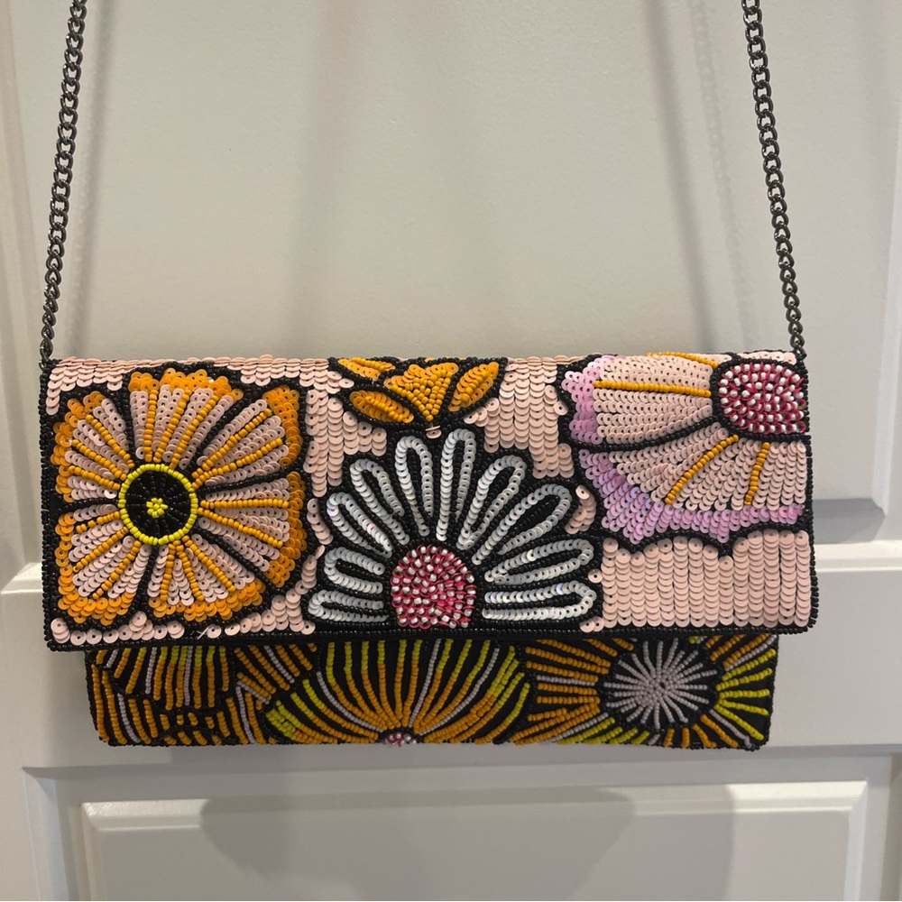 Sequined clutch w/ removable 45” chain 10 x 6 pink orange black